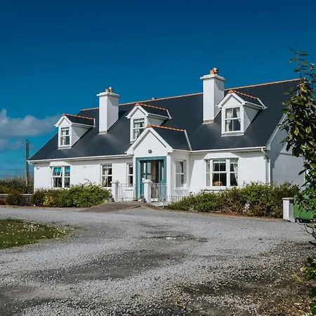 Moineir House *