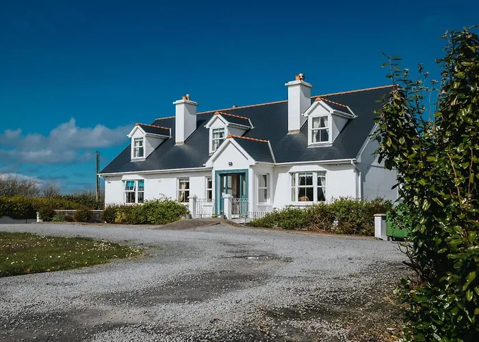 Moineir House *